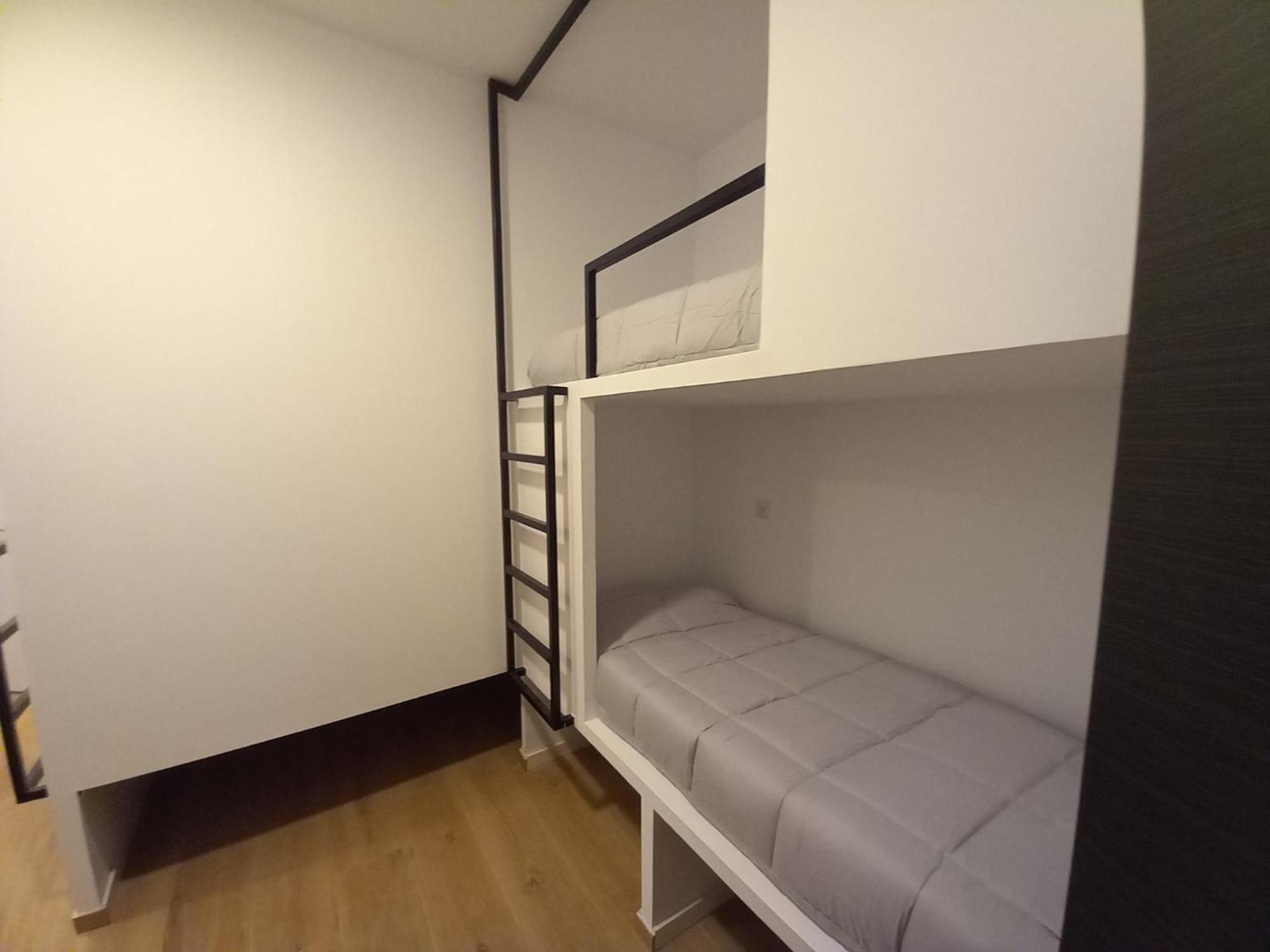 Beach & Arts Hostel Valensiya Dış mekan fotoğraf