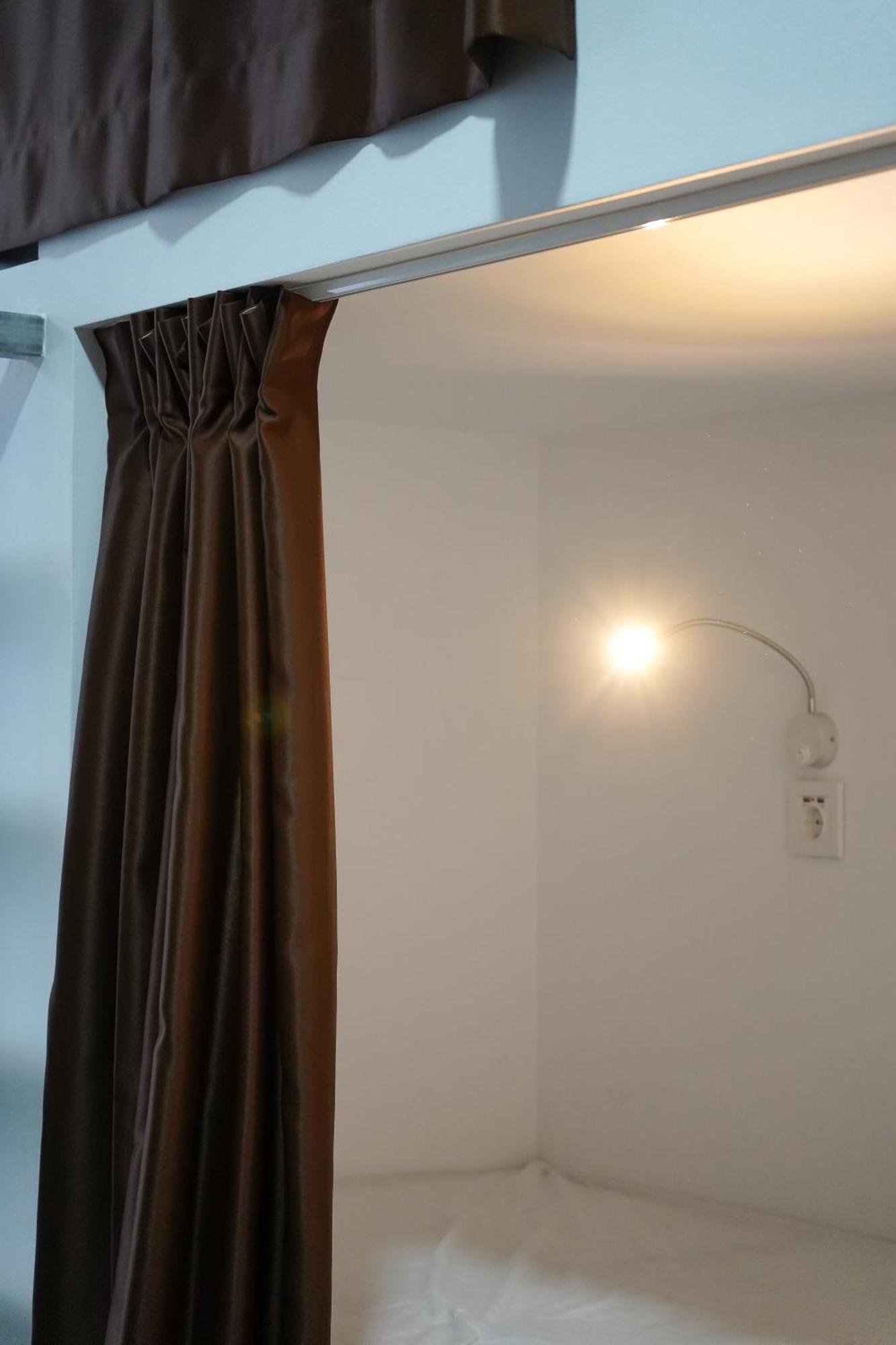 Beach & Arts Hostel Valensiya Dış mekan fotoğraf